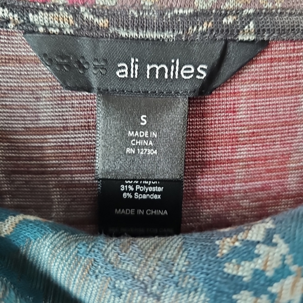 ALI MILES Women's Cowl Neck Soft Rayon Blend Paisley Design‎ Stitch Trim Top S - Picture 4 of 7